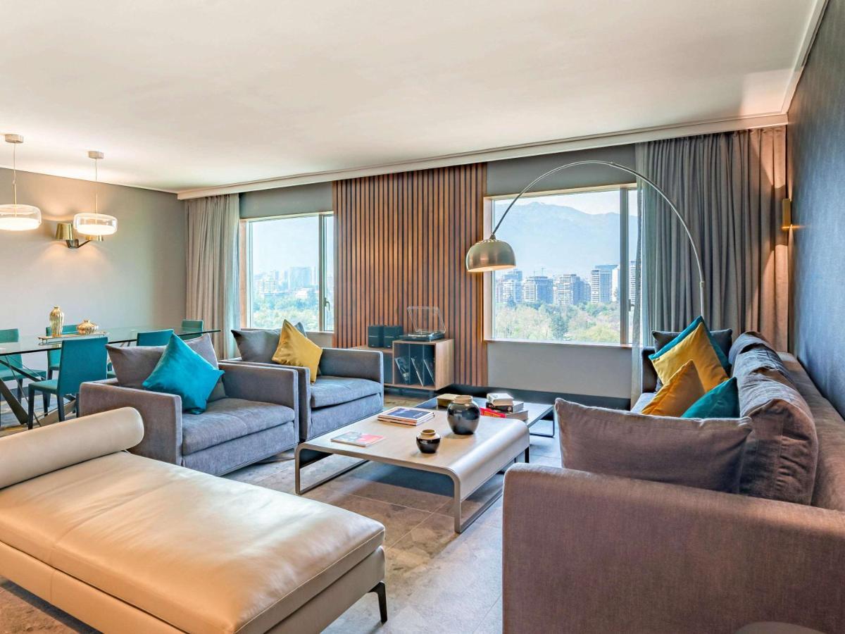 Pullman Santiago Vitacura Exterior foto A suite at the hotel