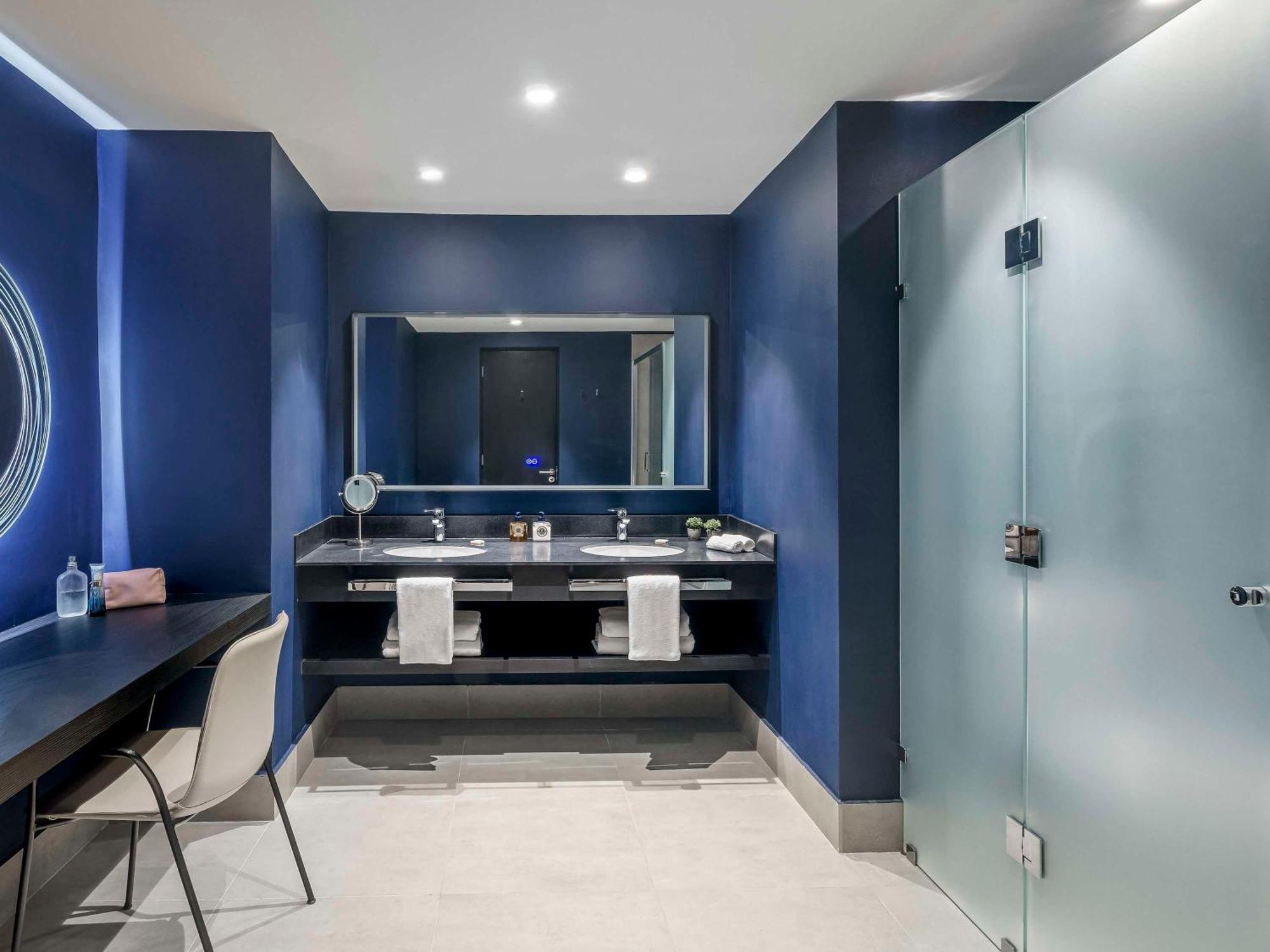 Pullman Santiago Vitacura Exterior foto Bathroom